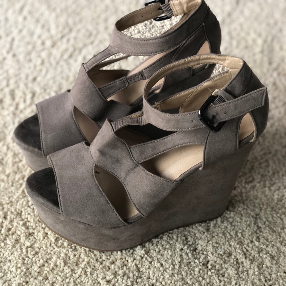 Wedges - Picture 2 of 3